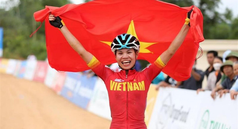Tiểu sử của nhà vô địch đua xe Đinh Thị Như Quỳnh